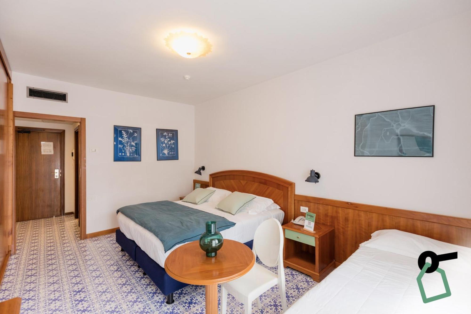 Hotiday Room Collection - Sorrent Exterior foto