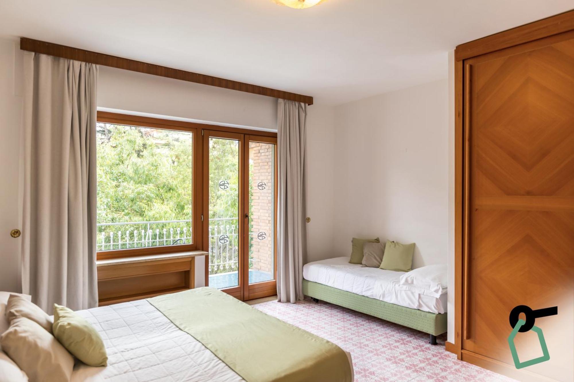 Hotiday Room Collection - Sorrent Exterior foto