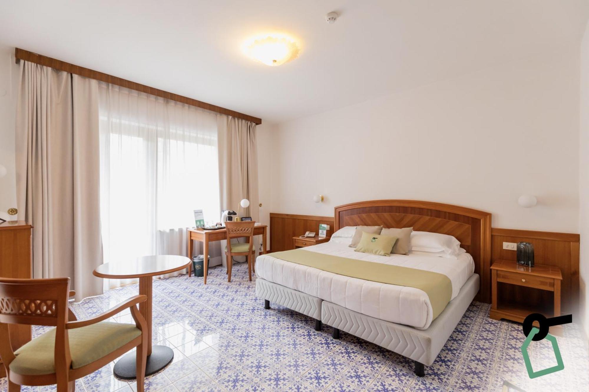 Hotiday Room Collection - Sorrent Exterior foto