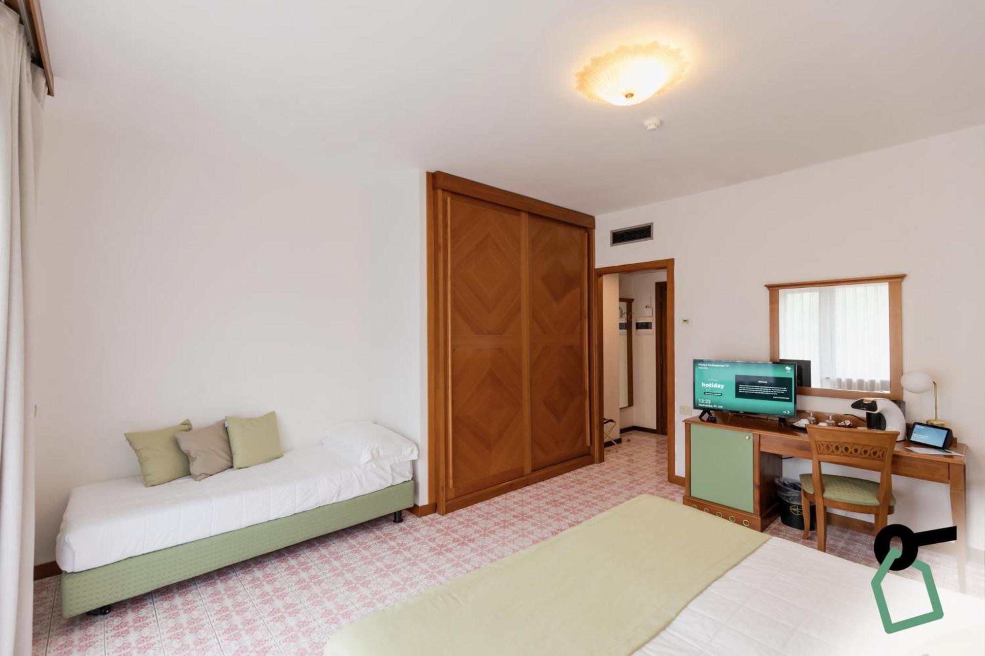 Hotiday Room Collection - Sorrent Exterior foto